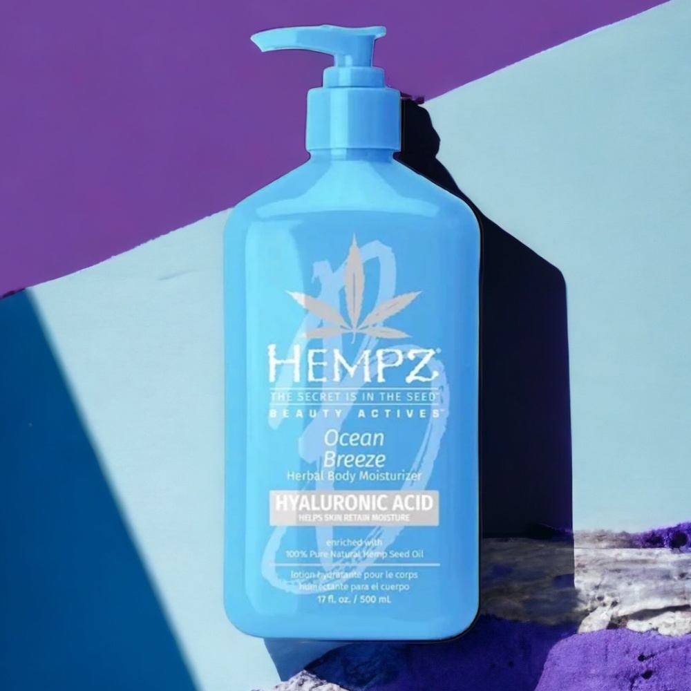 Sealed Hempz with Hyaluronic Acid Herbal Body Moisturizer 500ml